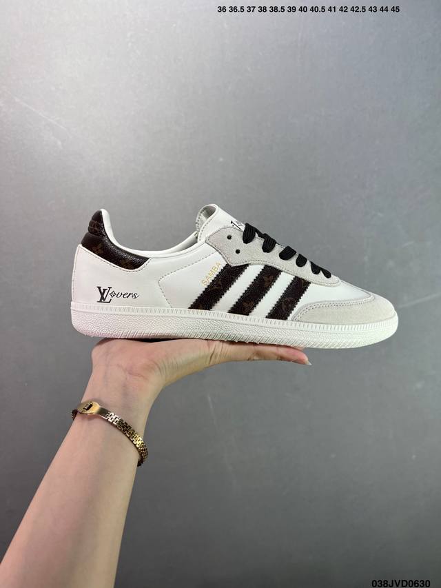 公司级 Ad Original Samba Og 复古经典轻便板鞋 口碑大厂出品 正确烫金高频细节 原装纳米超迁皮料 独家私模橡胶大底 原盒原配 这款桑巴鞋展示