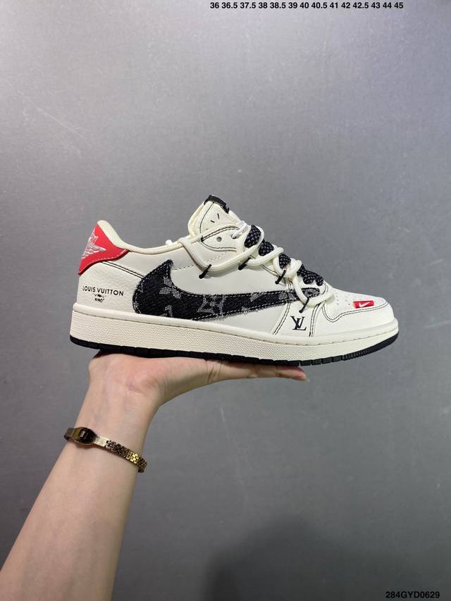 公司级Air Jordan 1 Low Og 高端定制 大厂纯原工艺 原楦原纸板 原厂头层皮料 铸造最完美鞋型 一眼区别任何市售土肥圆版本 中底 背胶 皮料 清