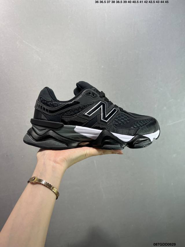 核心私 公司级Joe Freshgoods X New Balance Nb9060 联名款 复古休闲运动慢跑鞋 鞋款灵感源自设计师本人对夏日的怀日回忆。鞋面大