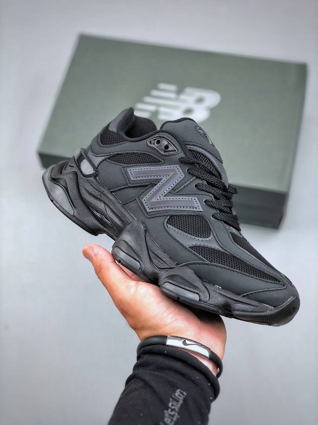 Joe Freshgoods X New Balance Nb9060 联名款 复古休闲运动慢跑鞋 鞋款灵感源自设计师本人对夏日的怀日回忆。 官方货号: U90