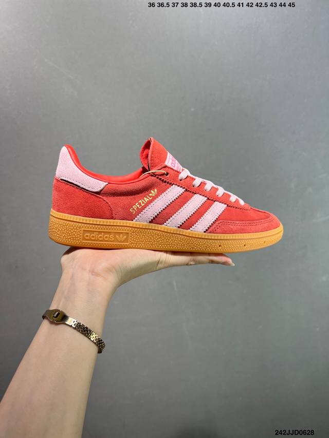 Handball Spezial 红粉 复古休闲板鞋 全鞋采用反毛皮制作 牛筋耐磨大底 货号: Ie5894 货号：36-45 Id：242Jjd0628
