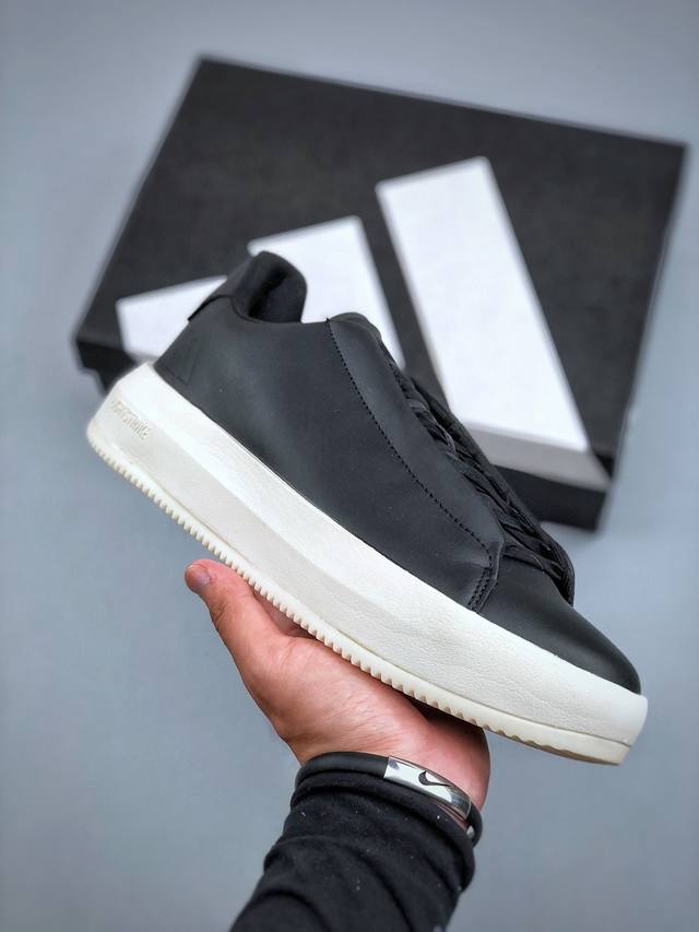 Adidas Acesmash 阿迪达斯 时尚舒适 减震耐磨 低帮轻便板鞋 货号:Jq 1 尺码：36-45 半