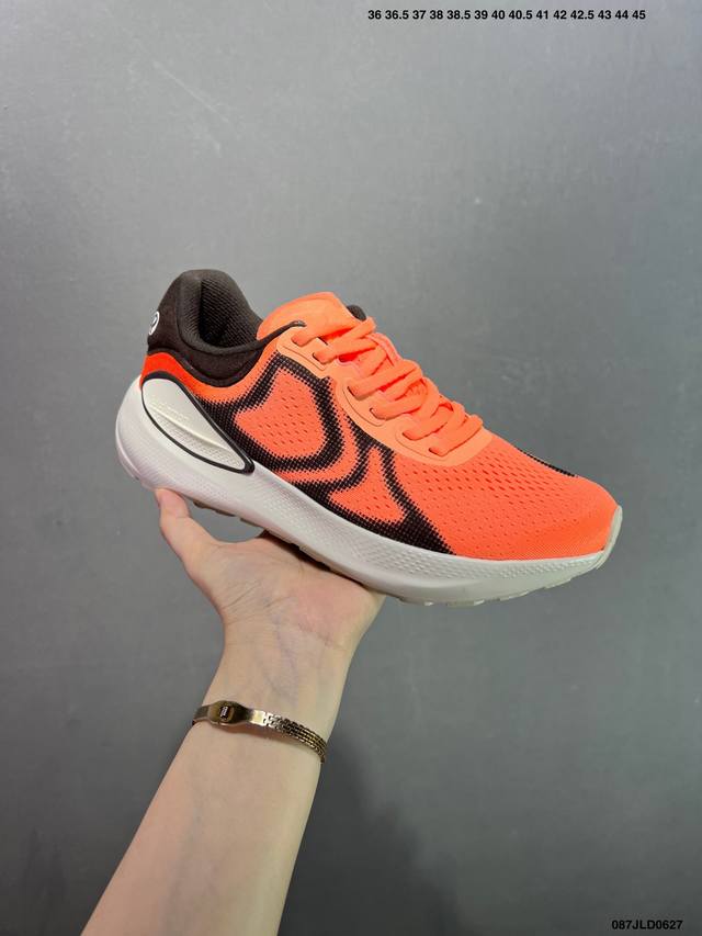 公司级Lululemon露露乐蒙 W Cityverse Sneaker 简约百搭 减震耐磨 低帮生活休闲鞋 尺码:36 36.5 37 38 38.5 39
