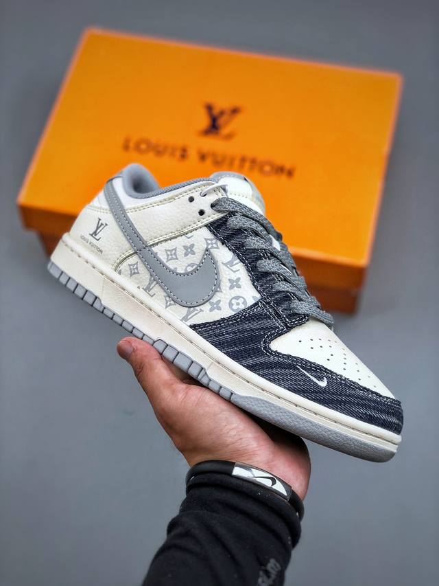 P版 Nike Air Dunk Low 1“Lv联名-牛仔蓝灰勾 ”经典牛仔蓝搭配 满天星鞋带 海外潮流爆款 低帮 复古 减震 防滑 耐磨 篮球鞋 定制鞋盒