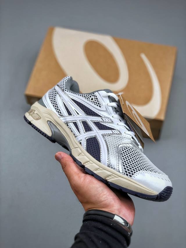 Asics Gel-Ds Trainer 14亚瑟士 复古运动休闲运动鞋 货号：1203A607-100 尺码：36-45 半