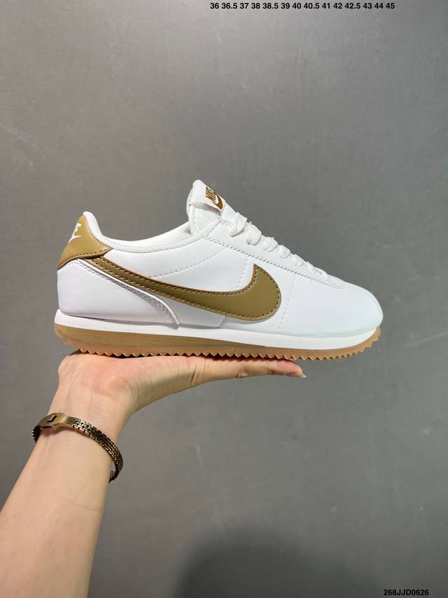 Nike Classic Cortez 耐克经典轻便舒适阿甘鞋休闲跑步鞋运动鞋 纯粹而执着的精神 使得Cortez种在了一代人的心里 无论是否喜欢它复古的鞋型