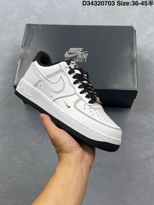 耐克Nike Air Force 1“07空军一号低帮百搭休闲运动板鞋。柔软、弹性十足的缓震性能和出色的中底设计，横跨复古与现代的外型结合，造就出风靡全球三十多
