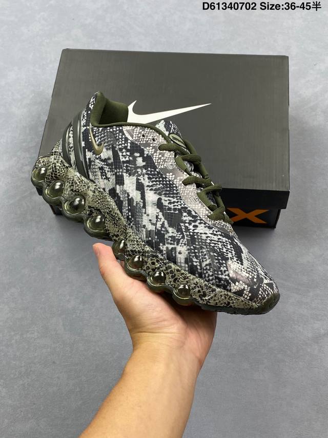 耐克 Nike Air Max Dn8 全掌气垫科技运动跑步鞋Fq7860-005。鞋款采用醒目渐变织物和动态波浪状结构鞋面，搭配黑色中底和外底，以及迷你黑色