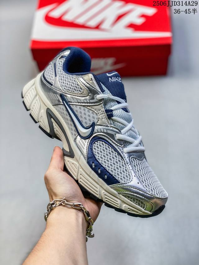 一次拿下 V2K 以及老爹风，全新耐克Nike Wmns V2K Runtekk Low复古潮系列未来复古老爹风百搭休闲运动慢跑鞋 Hj5228 539 码数：