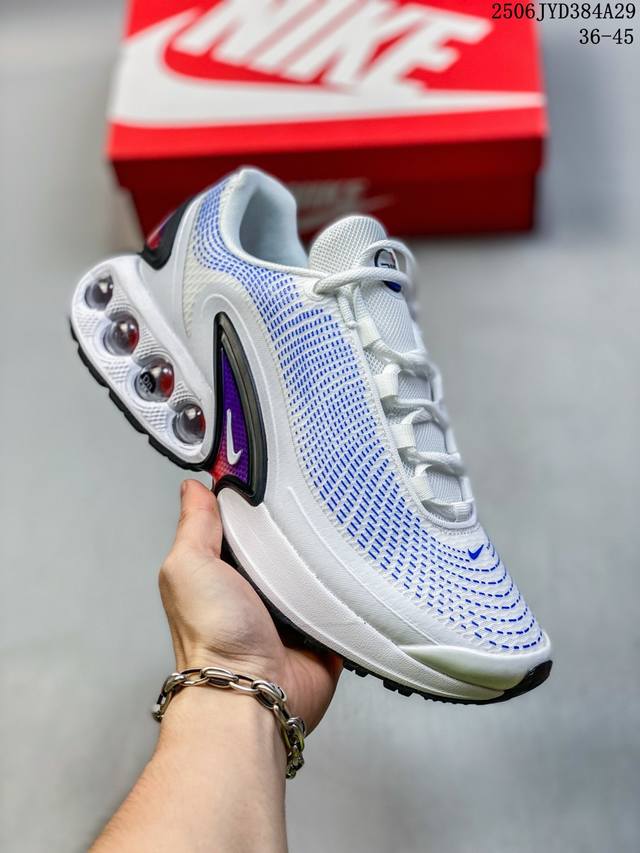 Nike Air Max Dn 舒适简约减震防滑 低帮跑步鞋 今年 Air Max Day，搭载 “Dynamic Air”技术的 Nike Air Max D