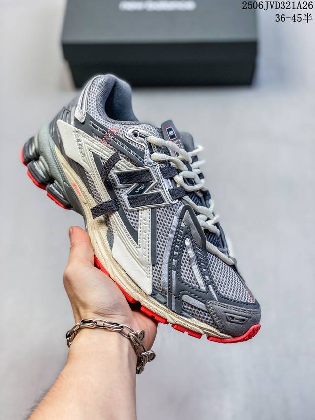 公司级Onitsuka Tiger鬼塚虎 Mexico 66 ‘Diy’定制球鞋系列 皮革 蒸汽木偶 雾都恋人防滑耐磨透气轻便 低帮休闲鞋 货号:1183C10