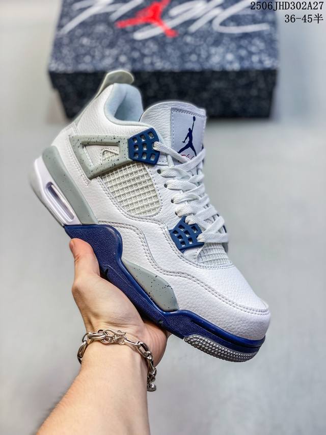 真标 耐克 Nike Air Jordan 4 Retro Og迈克尔 乔丹Aj4代乔4 中帮复古休闲运动文化篮球鞋。秉承轻量化的速度型篮球鞋设计思想完成设计，