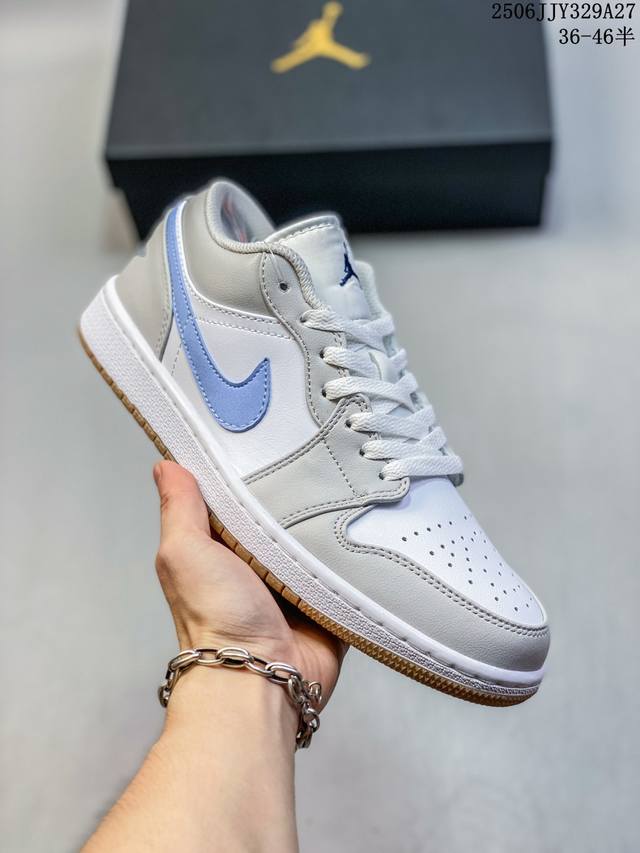 Air Jordan 1 Low 白绿 Aj1乔1低帮休闲板鞋 同步官方配色 市场唯一独家头层皮打造 原鞋原档案开发 原厂皮料 原档冲孔鞋头 正确满胶鞋垫 四线