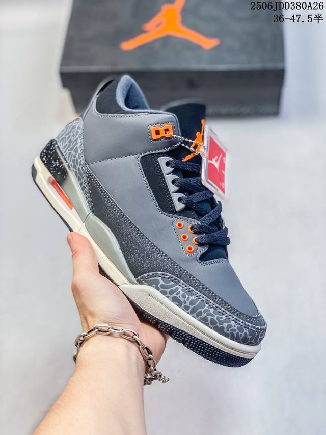Air Jordan 3 Retro Aj3 乔3 复古休闲运动文化篮球鞋。 首次使用经典传神Jump Man Logo 并创新使用后掌可视气垫。清爽有余的活力