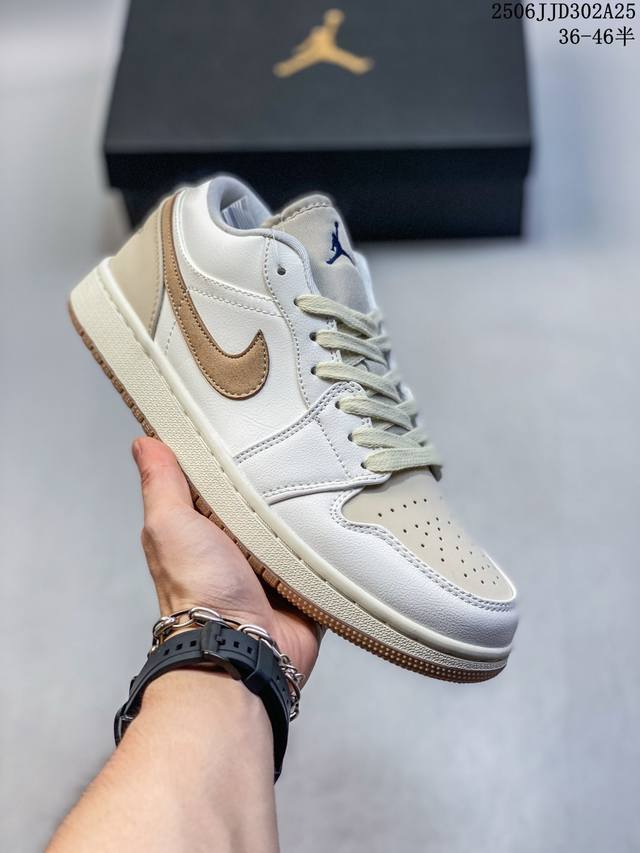 公司级Nike Air Jordan 1 Low Aj1乔1低帮休闲板鞋 同步官方配色 官方货号:Lb8058- Size:36 36.5 37.5 38 38