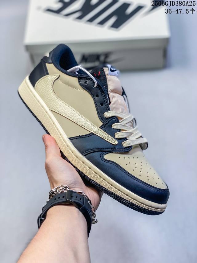 公司级Aj1倒勾Travis Scott X Air Jordan 1 ” Reverse Mocha “ Aj1乔1 Ts 闪电 联名倒钩 低帮文化篮球鞋 完