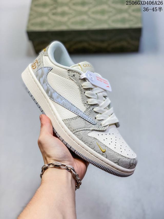 海外爆款限量发售！Travis Scott X Fragment Design X Jordan Air Jordan 1 Low Og Sp “古驰联名 烟灰