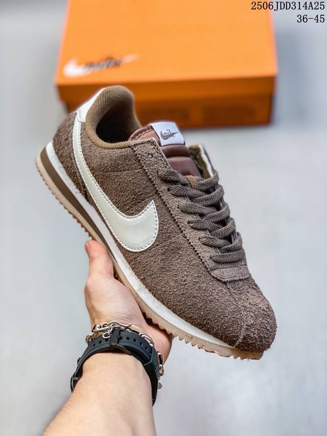 耐克Nike Classic Cortez 全新配色经典阿甘休闲跑步鞋 货号：Fj2530 001 码数：36 36.5 37.5 38 38.5 39 40