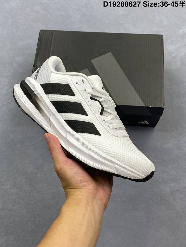 Madidas Galaxy 7 M 阿迪达斯男鞋运动跑步鞋缓震透气低帮鞋春夏新款 Galaxy 7 M鞋子采用透气网面材质，能够有效保持脚部干爽，适合在运动中