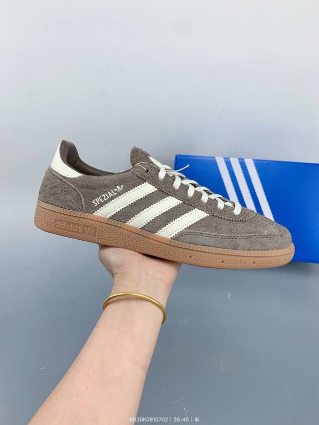 阿迪达斯 生胶 Adidas Spezial 复古休闲板鞋 全鞋采用猪八皮制作 牛筋耐磨大底 承载青春情怀的板鞋 Size：如图 编码：K630K0810702