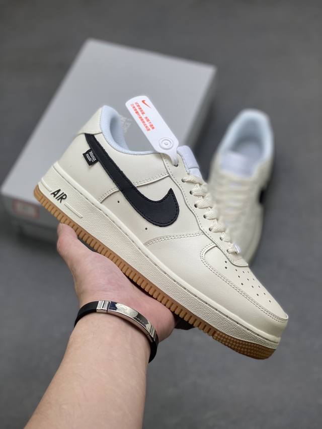 公司级 Nike Air Force 1 Low 米黑生胶 空军一号低帮运动休闲板鞋 原装级别 原楦头原纸板 打造纯正空军版型#专注外贸渠道 全掌内置蜂窝气垫