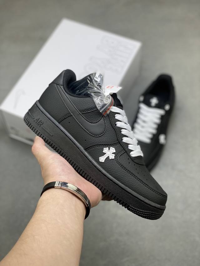 Nike Air Force 1 Low 黑白十字架 空军一号低帮运动休闲板鞋 官方同步 原装级别 原楦头原纸板 打造纯正空军版型#专注外贸渠道 全掌内置蜂窝气
