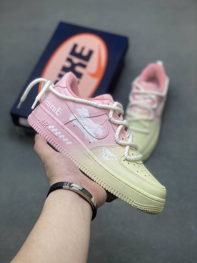 海外限量发售！公司级Nike Air Force 1 '07 Low 空军一号低帮 运动鞋 休闲鞋 折边针车 工艺难度大 原楦头原纸板 原装鞋盒 定制五金配件