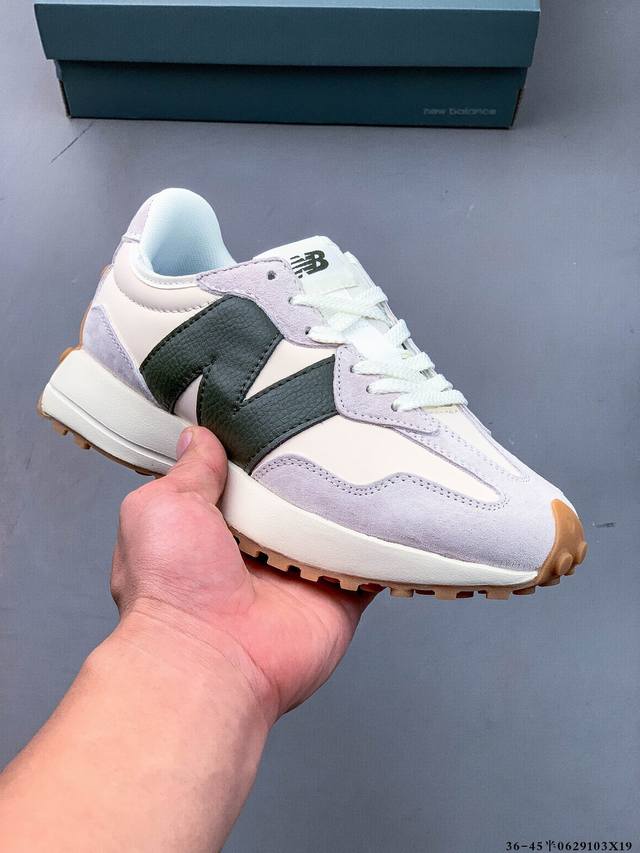New Balance Ms327系列复古休闲运动慢跑鞋 原鞋打版 细节完美 采用尼龙及猪巴革麂皮物料拼接构成#中底高弹Pu材质及满丁防滑橡胶外底上世纪 70