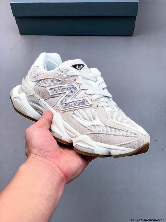 New Balance 又带来了新鞋型 9060 ，并且是与芝加哥街头品牌 Joe Freshgoods 的联名款。鞋身主体采用了类似 990 系列的设计风格，
