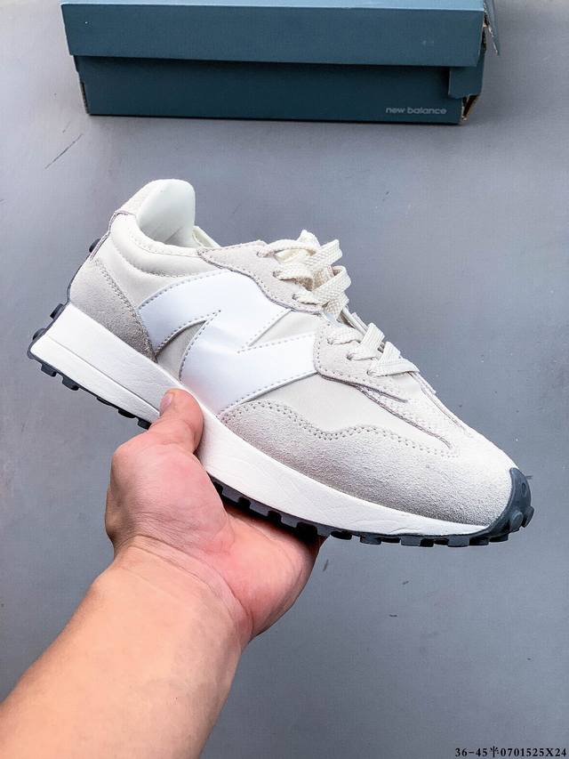 New Balance Ms327系列复古休闲运动慢跑鞋 原鞋打版 细节完美 采用尼龙及猪巴革麂皮物料拼接构成#中底高弹Pu材质及满丁防滑橡胶外底上世纪 70
