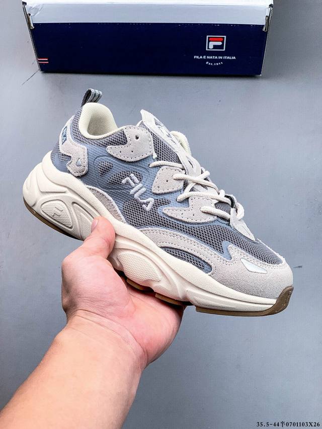 斐乐 Fila Fusion 火星复古跑鞋 原鞋开版定制 正品同步鞋材 皮革拼接麂皮 搭配透气网布 主打复古潮流 撞色设计 视觉冲击十足 超厚Eva软底设计 轻