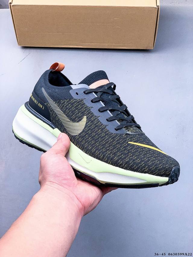 集图 Nike Zoomx Invincible Run Fk 3机能风格 跑步鞋搭载柔软泡绵，在运动中为你塑就缓震脚感。设计灵感源自日常跑步者，提供稳固支撑力