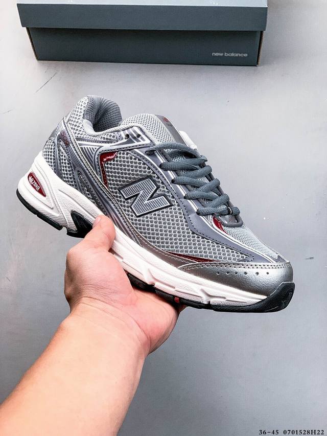 集图 New Balance Nb官方新品情侣春季复古运动休闲老爹鞋U509A1 承袭2000年复古跑鞋Dna延续简洁款式设计， New Balance重磅打造