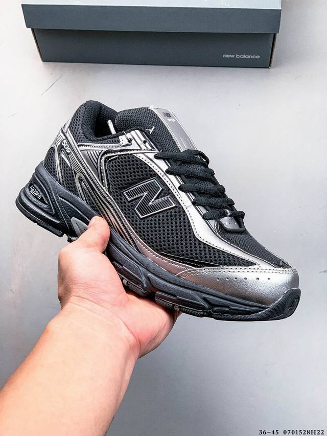 New Balance Nb官方新品情侣春季复古运动休闲老爹鞋U509A1 承袭2000年复古跑鞋Dna延续简洁款式设计， New Balance重磅打造全新5