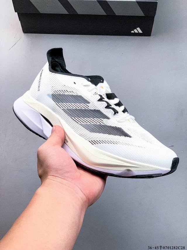 集图 阿迪达斯Adidas Adizero Boston 12 透气网眼竞速跑鞋 Boost 缓震底 后跟加厚 呵护脚后跟 立体保护软绵鞋口 轻松穿脱不磨脚 安
