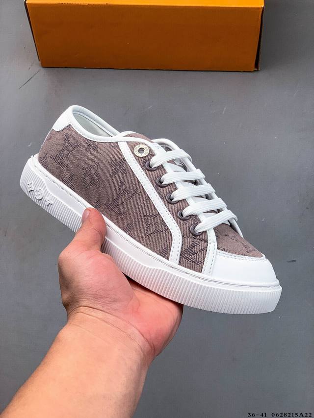 集图 Lv Trainer Sneaker路易威登 新款女士牛仔帆布休闲鞋 0628215A22
