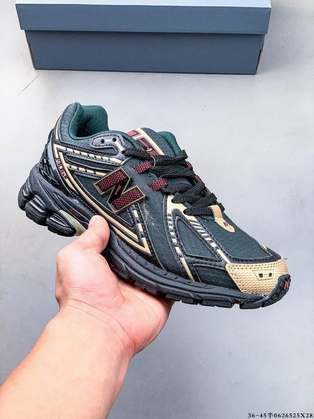 New Balance M1906Ri Nb宝藏老爹鞋款，复古元素叠加，质感超级棒，楦版型材料细节做工精细，货如实拍图 作为Nb最经典的档案鞋型之一，与 2一样