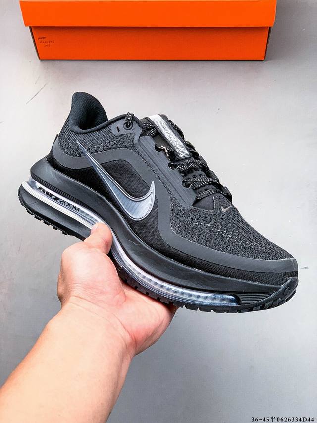 耐克Nike Pegasus Premium 减震防滑耐磨透气休闲跑步鞋 兼顾迅疾外观和稳固脚感 后跟覆面和中足动态支撑巧妙融合 缔造稳定顺畅的迈步体验 062