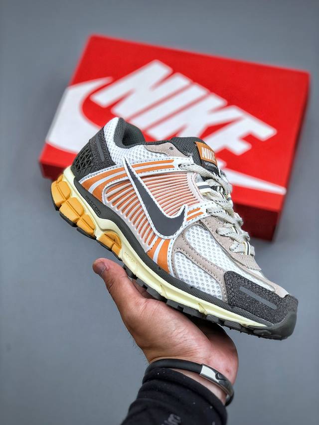 Nike Zoom Vomero 5 马拉松复古跑五代休闲运动慢跑鞋 货号：Ib7469 030 尺码：36-45 按
