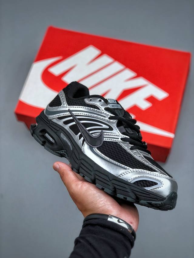 Nike Air Max Moto 2K 耐克 百搭舒适耐磨 低帮跑步鞋货号:Hq2056-007 尺码:36 36.5 37.5 38 38.5 39 40