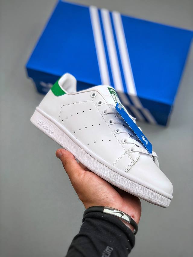 Adidas Originals Stan Smith Leather 史密斯系列低帮经典百搭复古休闲运动板鞋“皮革白绿尾”M20327 尺码：36 36 37