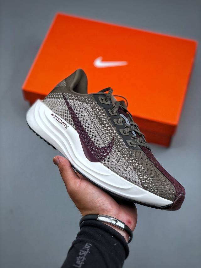 K Nike Air Zoom Pegasus 35 飞马系列透气缓震运动跑鞋 #全新一代拥有 Zoom Air 一如既往的稳定感和流畅感 鞋面采用工程网眼设计