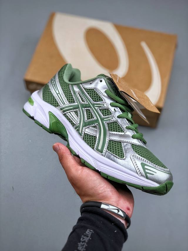 Asics Gel-1130 系列低帮复古休闲运动慢跑鞋“白银绿”1203A842-300 尺码：36 37 37.5 38 39.5 40 40.5 41.5
