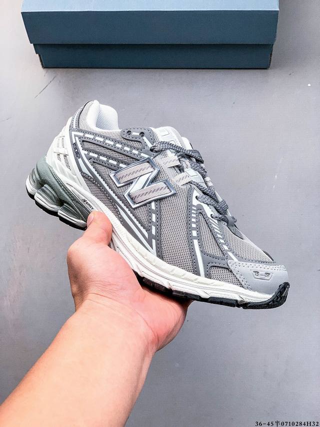New Balance M1906Ri Nb宝藏老爹鞋款，复古元素叠加，质感超级棒，楦版型材料细节做工精细，货如实拍图 作为Nb最经典的档案鞋型之一，与 2一样