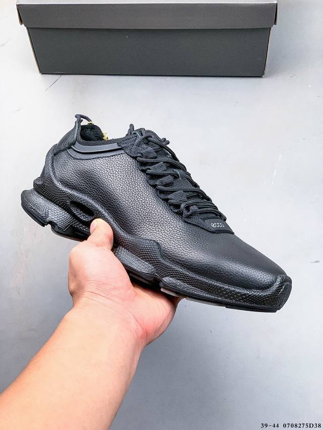 公司级！Ecco爱步 Golf S-Three 皮面透气城市休闲健步鞋 0708275D38
