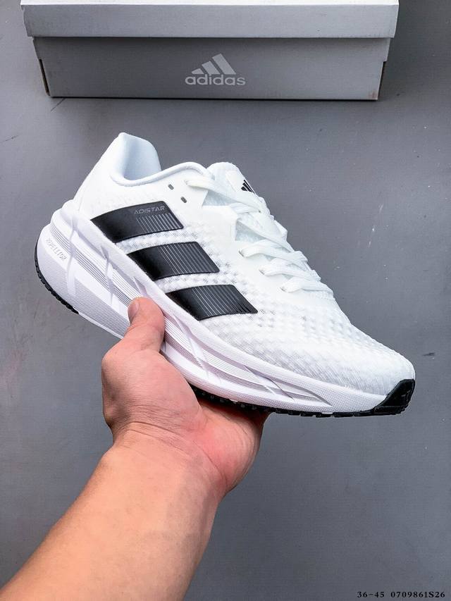 集图 阿迪达斯Adidas Adistar 3 新款舒适透气运动休闲鞋 搭载双密度Repetitor中底，旨在为跑程带来舒适和活力感。采用网眼布鞋面，脚感舒爽;
