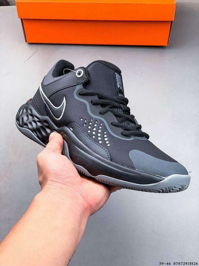 集图 公司级！Nike Fly.By Mid 3男户外运动缓震耐磨耐磨篮球鞋 前掌Zoom Air气垫+全掌Phylon泡棉组合，适合爆发型后卫，但后掌缓震极限