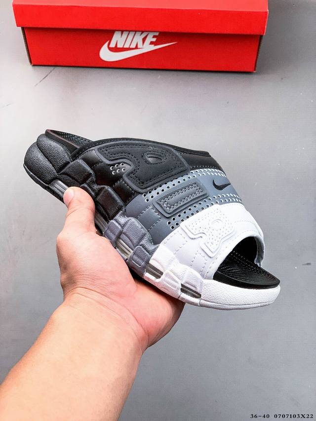 集图 Nike Air More Uptempo Slide皮蓬拖鞋 Dv2132-001 以流行于街头的涂鸦文化为设计灵感，整体的设计风格夸张而充满魅力，厚实