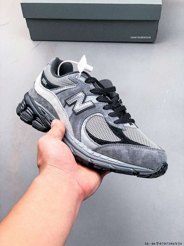 新百伦 New Balance Nb 2 复古运动鞋 Wl 2Ra全球首发专治各种不帅 鞋身轻便 舒适性相当不错 #原厂代工 正单规格生产 头层小牛皮 橡胶大底