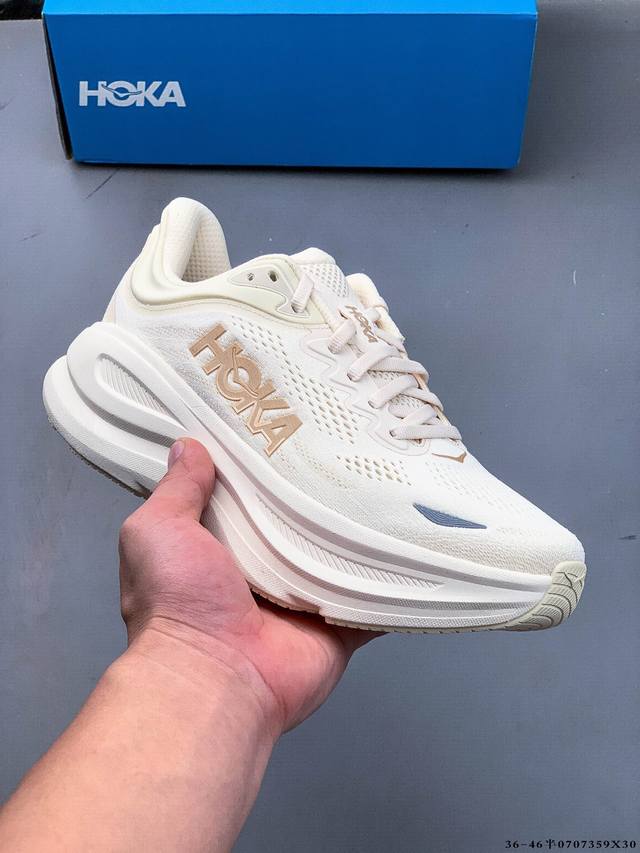 Hoka One One Bondi 9 余文乐同款 新款缓震跑鞋 万众期待的Bondi系列终于迎来了更新，作为Hoka缓震跑鞋的杠把子，Bondi缓震性能非常